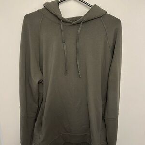 Men’s green lulu lemon hoodie in large